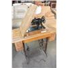 Image 3 : ANTIQUE SINGER TREADLE BASE SEWING MACHINE