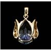 Image 2 : 14KT Yellow Gold 6.40ct Blue Topaz and Diamond Pendant