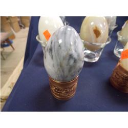 POLISHED STONE CARVED EGG - WHITE WITH GREY