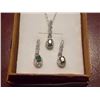 Image 1 : NECKLACE & EARRINGS SET - .075CT GREEN EMERALD & DIAMONDS IN STERLING SILVER SETTING - INCLUDES CERT