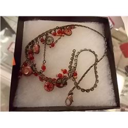 NECKLACE - NON FEROUS - BEADED