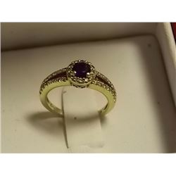 RING - DEEP BLUE SAPPHIRE AND DIAMONDS SET IN 10K YELLOW GOLD- APPROX 2 GRAMS