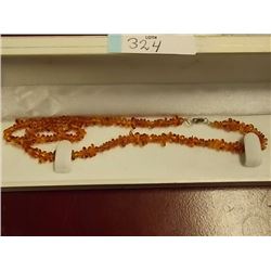 NECKLACE- BALTIC AMBER BALTIC AMBER GEMS TOTALLING 34CT - STERLING SILVER CLASP & FINDINGS - INCLUDE