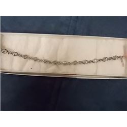 NEW BRACELET - 3.60CT (12) MARQUISE FACETED BLUE TOPAZ & DIAMONDS IN STERLING SILVER SETTING - INCLU