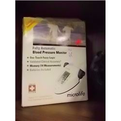 BLOOD PRESSURE MONITOR