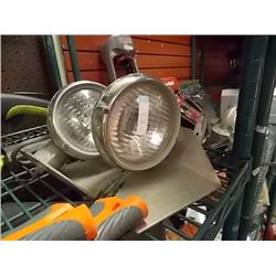 CAR LIGHTS -- 12V - 2 TTL