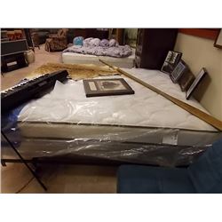 QUEEN MATTRESS - NEW