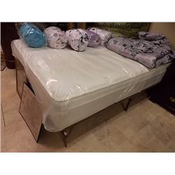 QUEEN MATTRESS - SEALY - EURO TOP - WRAPPED