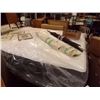 Image 1 : QUEEN MATTRESS - PILLOW TOP - SEALY POSTUREPEDIC - WRAPPED
