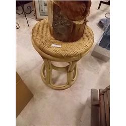 WICKER STOOL
