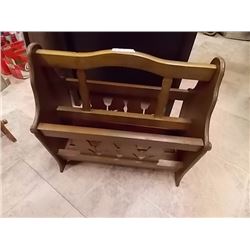 WOOD MAGAZINE HOLDER
