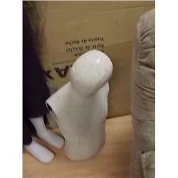 FEMALE MANNEQUIN WAIST TO HEAD
