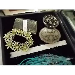 BELT BUCKLES - 4 TTL