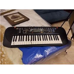 YAMAHA ELECTRIC KEY BOARD