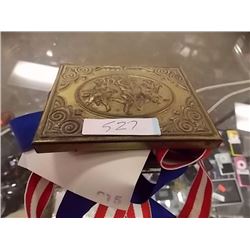 WOOD BOX WITH METALS