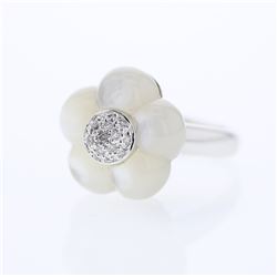 Flower Conch w/ Pave-set Diamond Ring in 18K White Gold - REF-78K7R