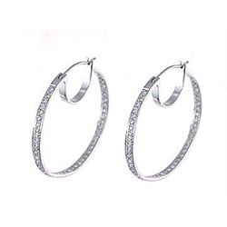 18K White Gold 1.09CTW Diamond Hoop Earring - REF-181F5M