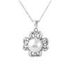 Image 1 : 18K Gold 5.86 CTW Pearl & Diamond Slider w/ Chain - REF-106H7W