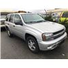 Image 2 : 2007 CHEVROLET TRAILBLAZER LS, 4 DOOR SUV, GREY, VIN # 1GNDT13S872286939