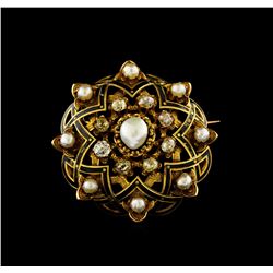 2.60 ctw Diamond and Pearl Brooch - 18KT Yellow Gold