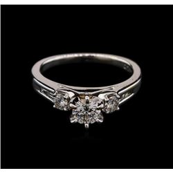 0.69 ctw Diamond Ring - 14KT White Gold