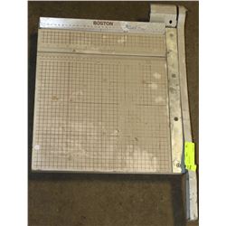 MANUAL PAPER CUTTER
