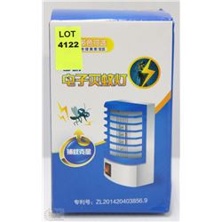 NEW MINI ELECTRONIC BUG ZAPPER