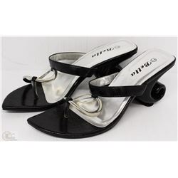 NEW BELLA SIZE 7 DESIGNER SHOES WITH SWIRL HEEL