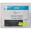 Image 1 : QUEEN SIZE QUILTED MATTRESS PROTECTOR