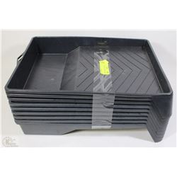 LOT OF 9 PLASTIC REUSABLE PAINT TRAYS