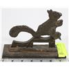 Image 1 : VINTAGE CAST IRON SQUIRREL NUT CRACKER
