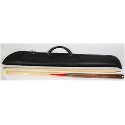 VINTAGE 2 PC POOL CUE AND CASE