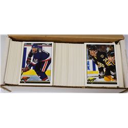 BOX OF 93-94 PREMIER GOLD HOCKEY CARDS