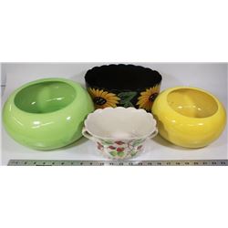 LARGE FLAT OF VARIOUS METAL AND CERAMIC PLANTERS