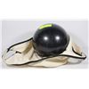 Image 1 : MASTER BUFF-A-BALL COLUMBIA 300 BOWLING BALL