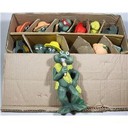 BOX OF 10 MUSICIAN FROGS