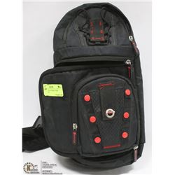 PROFESSIONAL GNARLY FISH CAMERA BAG