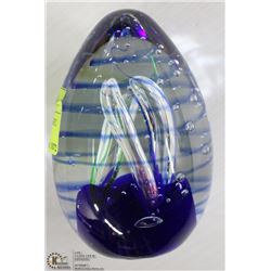 BLUE GLASS SWIRL PAPER WEIGHT