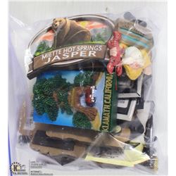 33) A BAG OF 20 FRIDGE MAGNETS