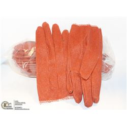 LOT OF 12 PAIRS OF FLEX VINYL GLOVES LADIES SIZE