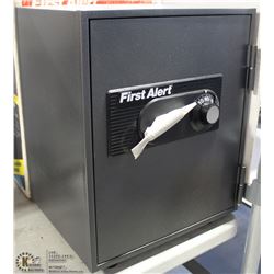 FIRST ALERT 1.1 CUBIC FOOT FIRE SECURITY SAFE
