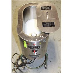 400 WATT ELECTRIC WAX MELTER ON CASTORS