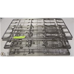 LOT OF FOUR 13"X18" COOLING RACKS