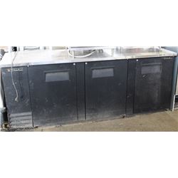 7.7FT X 2.4 FT BAR COOLER