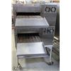 Image 5 : BLODGETT CONVEYOR PIZZA OVENS ELECTRIC, 2 OVENS