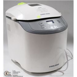 B&D BREADMAKER