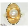 Image 2 : #21-10K YELLOW GOLD CULTURED PEARL RING SIZE 6.5