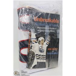 WAYNE GRETZKY WHITE JERSEY SIZE LARGE WITH BOOK