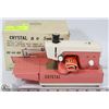 Image 1 : 1950'S CRYSTAL BRAND CHILDS SEWING MACHINE WITH