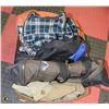 Image 1 : LARGE BOX OF 5 DUFFLE BAGS INCL. MILITARY